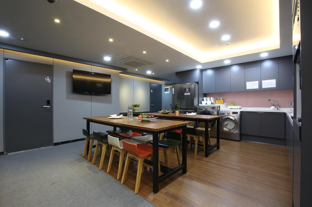 Philstay Myeongdong Seoul Eksteriør billede